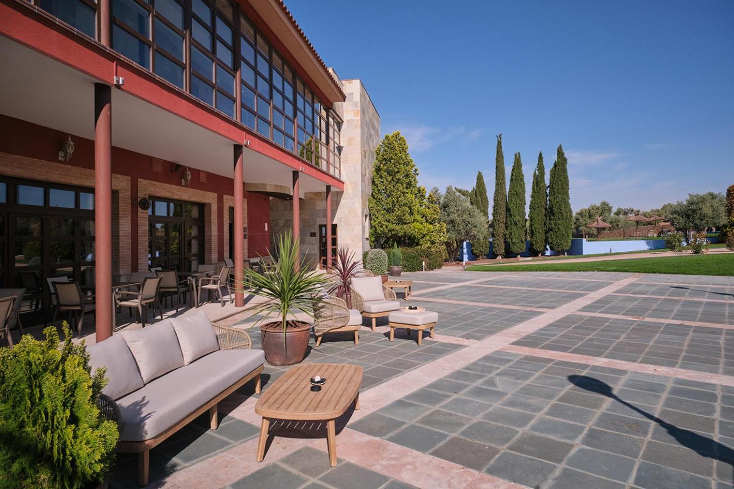 Villa Nazules Hípica Spa Chueca Exterior foto